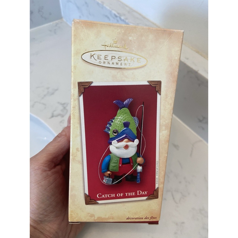 Vintage Hallmark Keepsake Christmas Ornament‎ Original Box Catch Of The Day 2004